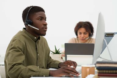 Descriptive alt text